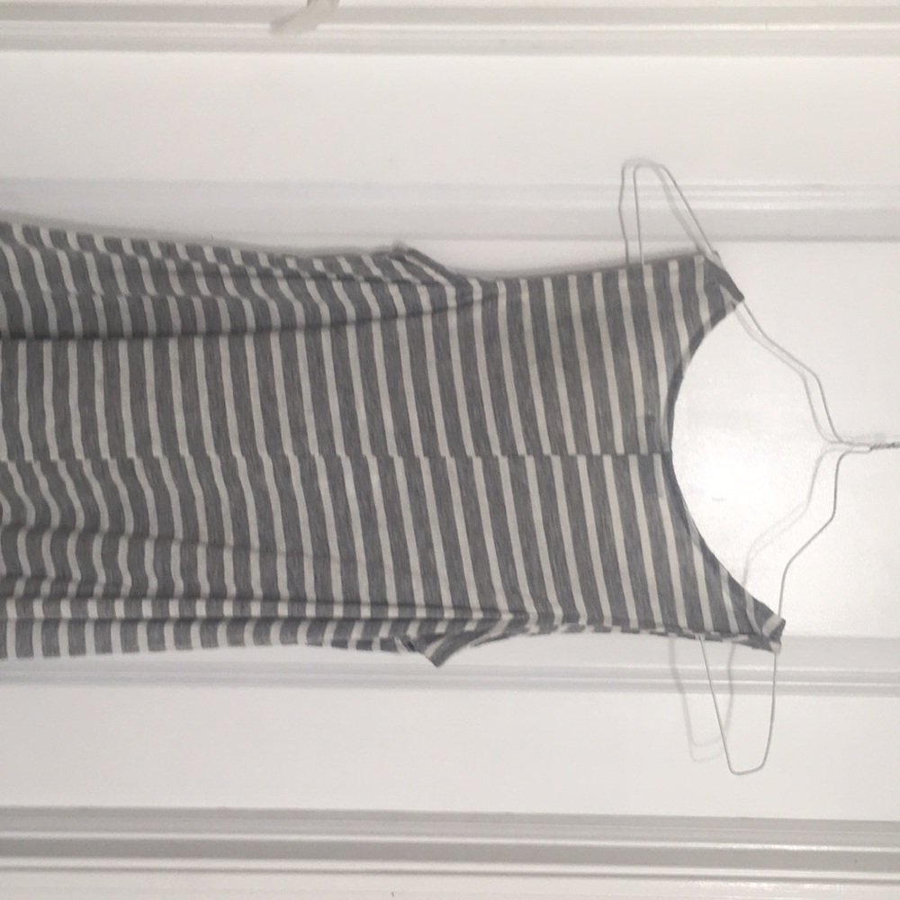 Dress small - Picture 7 of 7